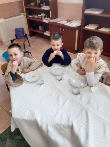 Otvori galeriju veliki-cetvrtak-vrtic-sveta-mala-terezija_01.jpg