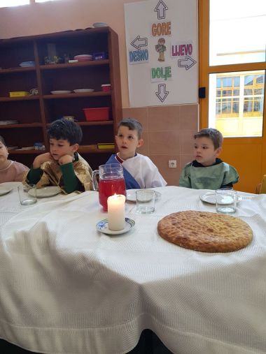 Otvori galeriju veliki-cetvrtak-vrtic-sveta-mala-terezija_15.jpg