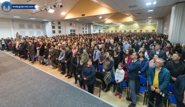 Otvori galeriju korizmena-tribina-don-damir-stojic-medugorje_02.jpg