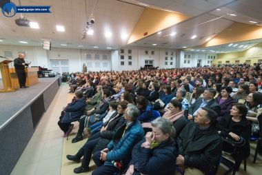 Otvori galeriju korizmena-tribina-don-damir-stojic-medugorje_27.jpg