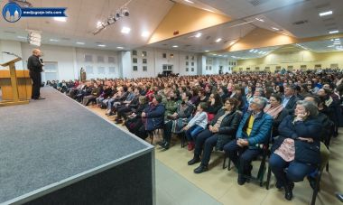 Otvori galeriju korizmena-tribina-don-damir-stojic-medugorje_28.jpg