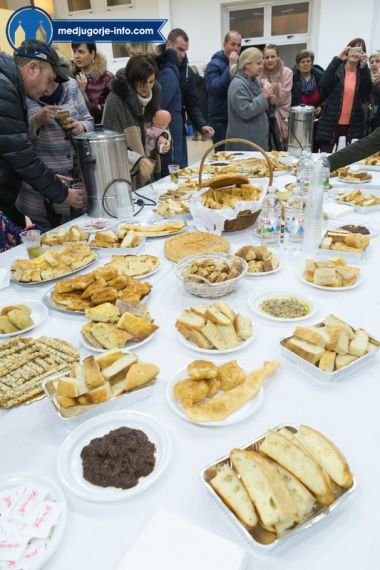 Otvori galeriju korimeni-susret-u-zupi-i-tribina_19.jpg