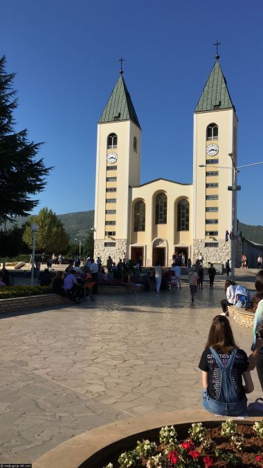 Otvori galeriju velika-gospa-medugorje_08.jpg