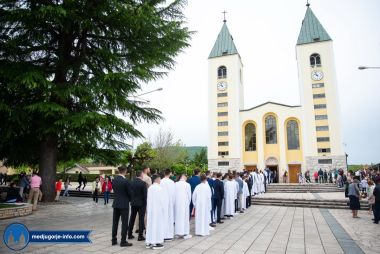 Otvori galeriju krizma-medugorje_2.jpg