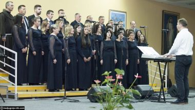 Otvori galeriju susret-zupnih-zborova-9.jpg