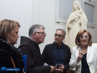 Otvori galeriju knjiga-huberta-thelera-zivo-kamenje-u-medugorju_8.jpg
