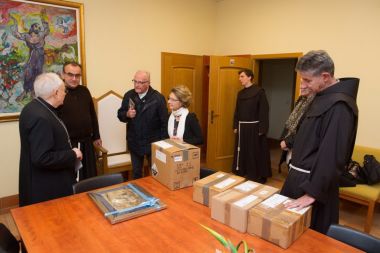 Otvori galeriju dokumentacija-znastvenih-ispitivanja-nad-medugorskim-vidiocima_3.jpg