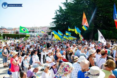 Otvori galeriju hodnja-mira-3.jpg