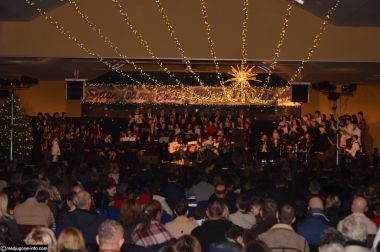Otvori galeriju bozicni-koncert_17.JPG