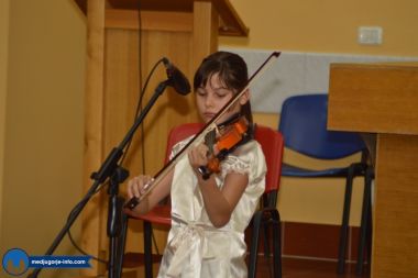 Otvori galeriju Glazbeni-koncert-djece-i-mladih-iz-zupe-Medugorje_11.JPG
