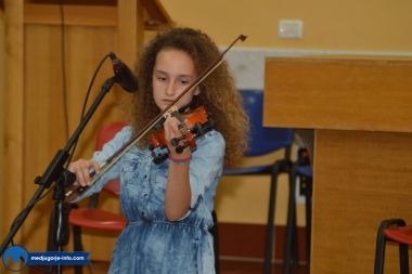 Otvori galeriju Glazbeni-koncert-djece-i-mladih-iz-zupe-Medugorje_16.JPG