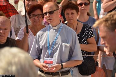 Otvori galeriju hodnja-mira-humac-medugorje_09.JPG