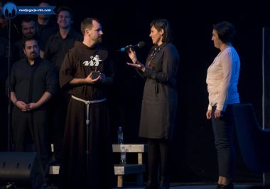 Otvori galeriju 20-rodendan-radiopostaje-mir-medugorje_08.jpg