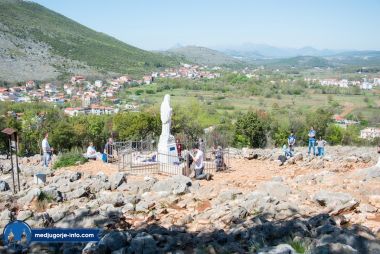 Otvori galeriju brdo-ukazanja-medjugorje-live_03.jpg