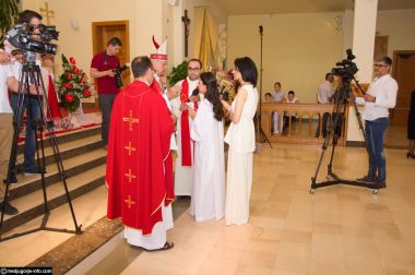 Otvori galeriju krizma-medugorje_24.jpg