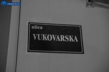 Otvori galeriju sjecanja-na-zrtve-vukovara-i-skabrnje-u-medugorju_10.jpg
