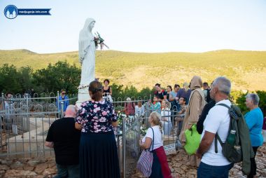 Otvori galeriju velika-gospa-u-medjugorju_3.jpg