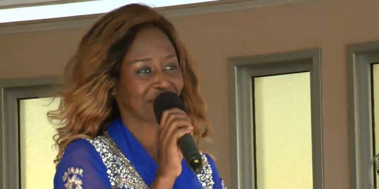 Testimonianza di Immaculée Ilibagiza al Festival dei Giovani: la potenza della preghiera e del perdono