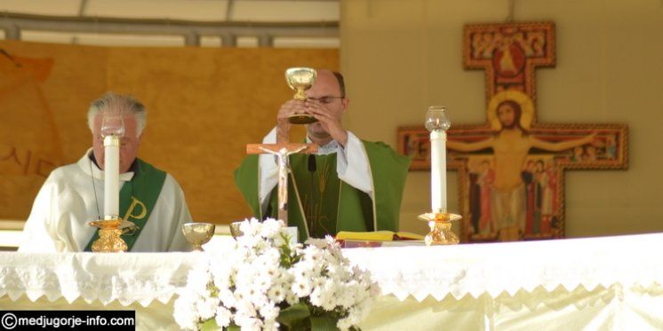 Propovijed fra Maria Knezovića, Međugorje 9.10.2015.