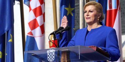 Kolinda izviždana u Istri čim je u govoru spomenila Katoličku crkvu i njen doprinos, dvoranom odzvanjalo &#039;Tito, Tito!&#039;