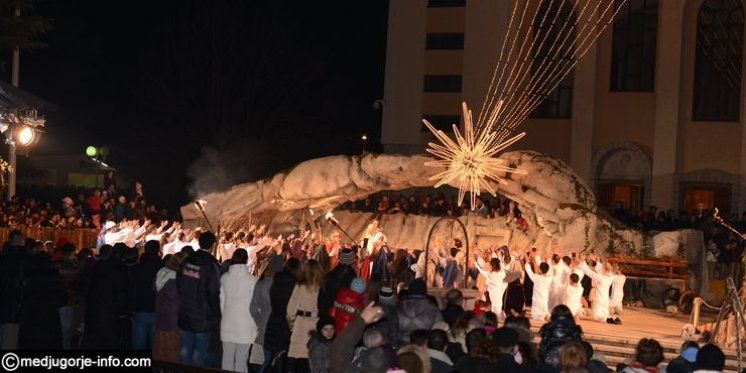 Pratite uživo uprizorenje Živih jaslica