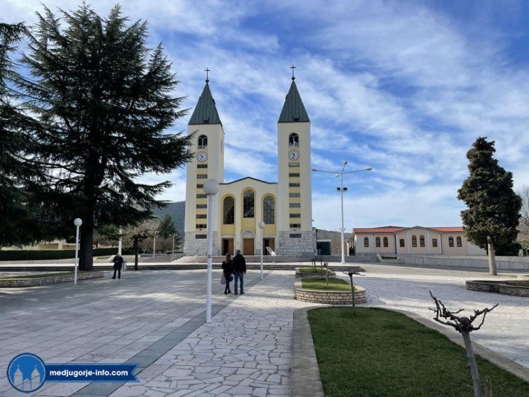 Župne obavijesti i molitveni program u Međugorju