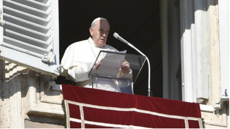 Papa Franjo u Angelusu: Isusov stil s onima koji trpe: malo riječi i konkretna djela