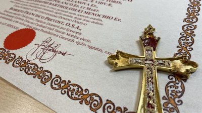 Relikvije svetog Augustina i njegove majke Monike u pektoralnom križu pape Lava XIV.