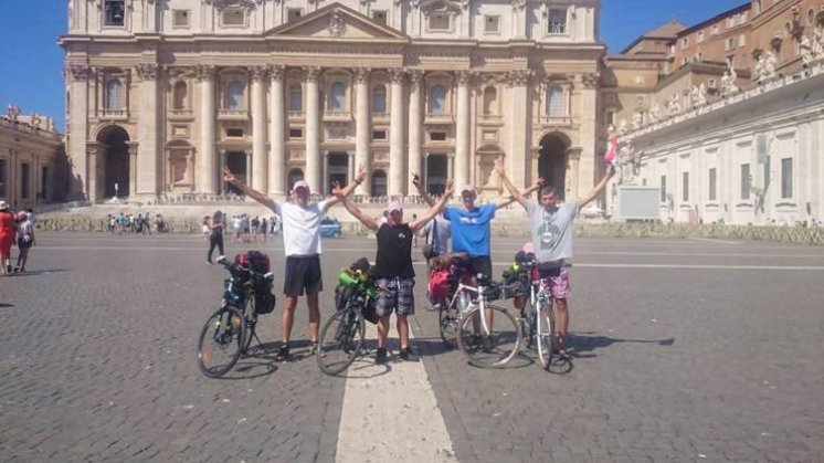 Pedalirali su u Vatikan, Međugorje i rodno mjesto Ivana Pavla II. - i ništa od toga im nije bilo teško