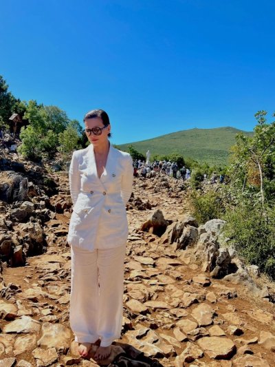 Nina Badrić objavila fotografiju iz Međugorja uz snažnu poruku