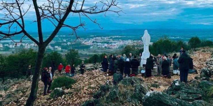 Unatoč teškoj nesreći i ozlijeđenoj nozi – Mateo je s vjerom i ljubavlju osvojio Križevac i srce svoje Marije