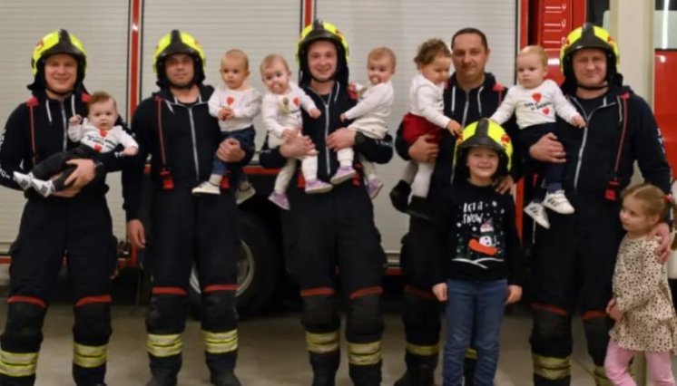 Vatreni baby boom u Našicama: Vatrogascima stiglo osam beba!