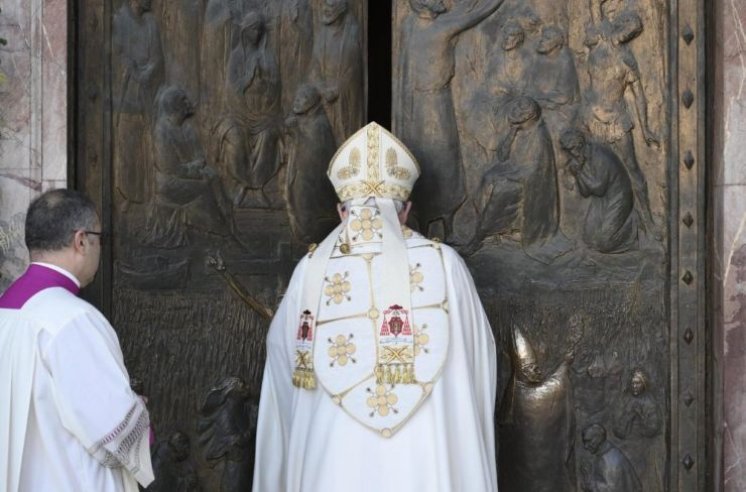 Kardinal Harvey zatvorio Sveta vrata u bazilici sv. Pavla izvan zidina