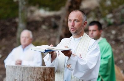 Pater Stjepan Ivan Horvat: 'Pred nama je korizma, evo čega se trebate odreći'