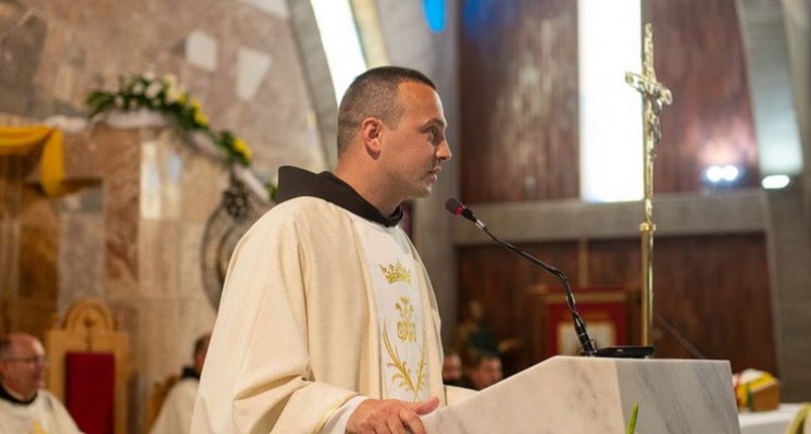 Fra Marin Mikulić: Uskrs bez Krista je najveća prijevara! Nije to još jedan produženi vikend u kojem ćemo se dobro najesti, napiti i fotografirati savršeno uređeni stol"