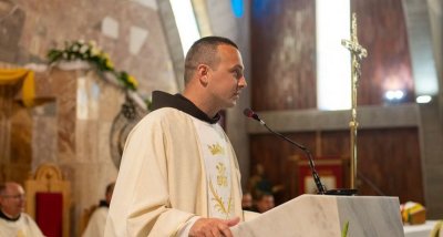 Fra Marin Mikulić: Uskrs bez Krista je najveća prijevara! Nije to još jedan produženi vikend u kojem ćemo se dobro najesti, napiti i fotografirati savršeno uređeni stol"