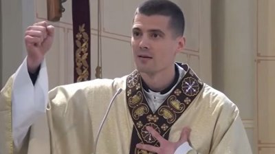 Don Luka Klarica: "Policajac je čudesno ozdravio u Međugorju, a nije se mogao ni sam obući"