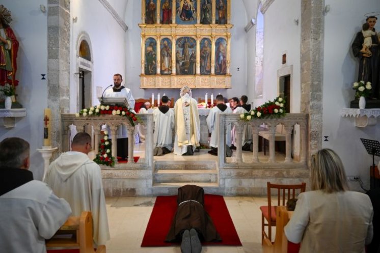 Fra Antonio Bašić položio svečane zavjete na splitskom Poljudu
