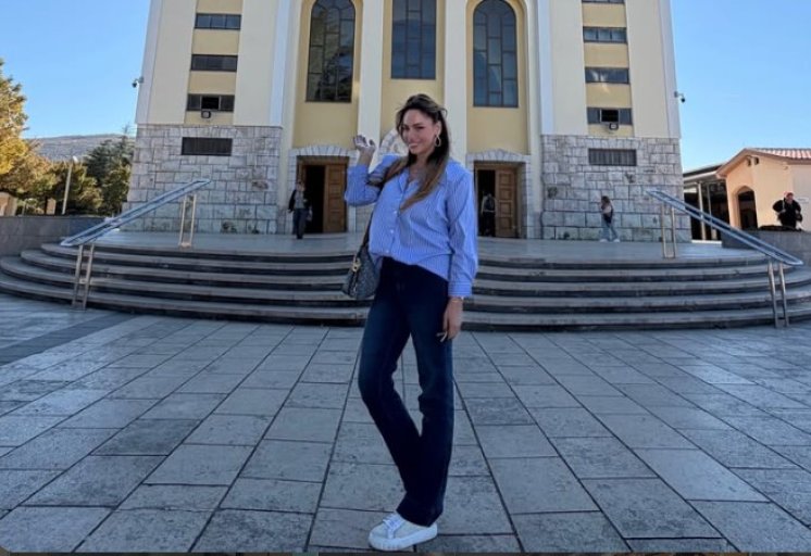 Simona Mijoković javila se iz Međugorja: &bdquo;Kod Majčice&rdquo;